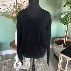 Neiman Marcus Classic Black Cashmere Sweater